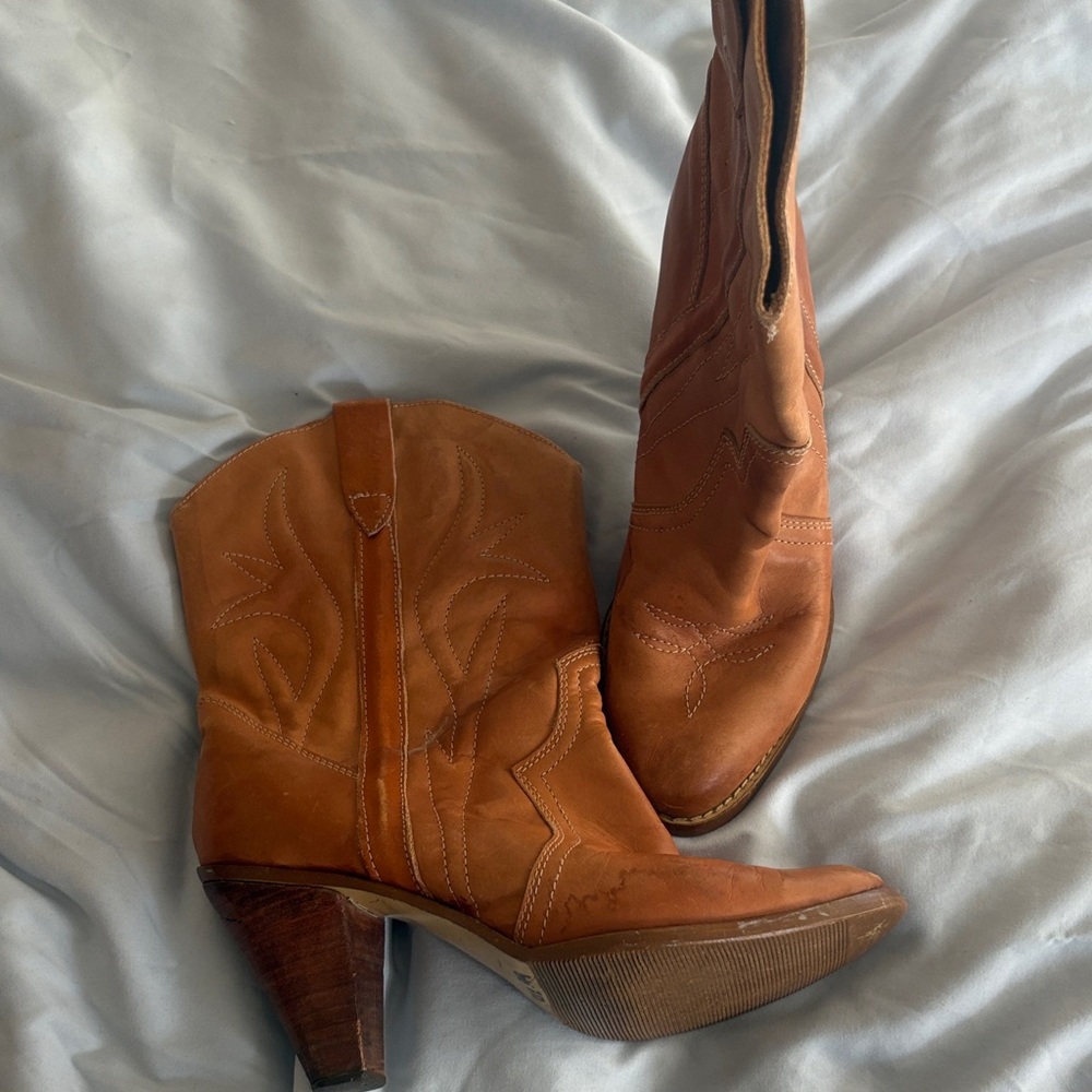 Women's Tan Leather Western Boots